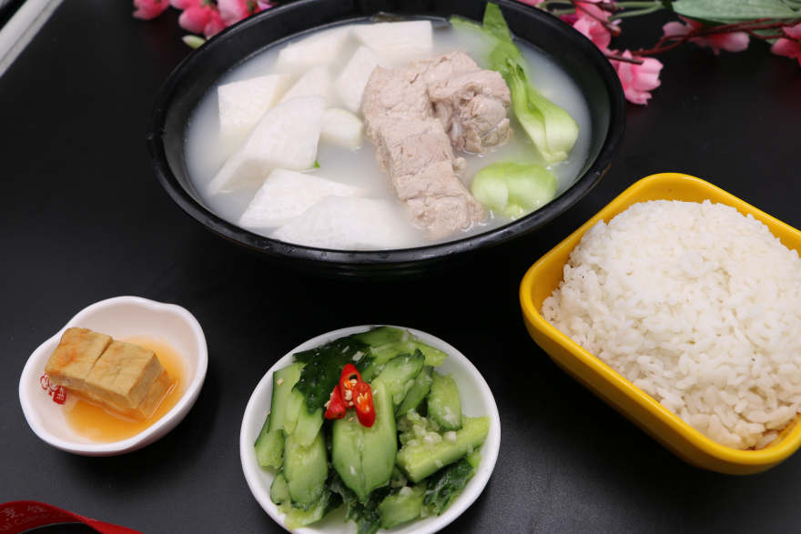 南宁浓汤炖骨饭培训